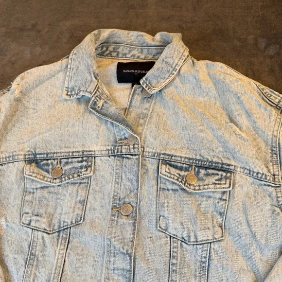 Banana Republic Light Wash Distressed Denim Jacket Womens XS Acid Wash Trucker - Picture 2 of 10